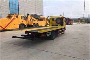 思茅非事故拖车