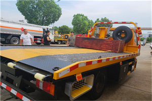 思茅附近拖车电话号码服务