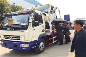 思茅汽车道路救援拖车价格